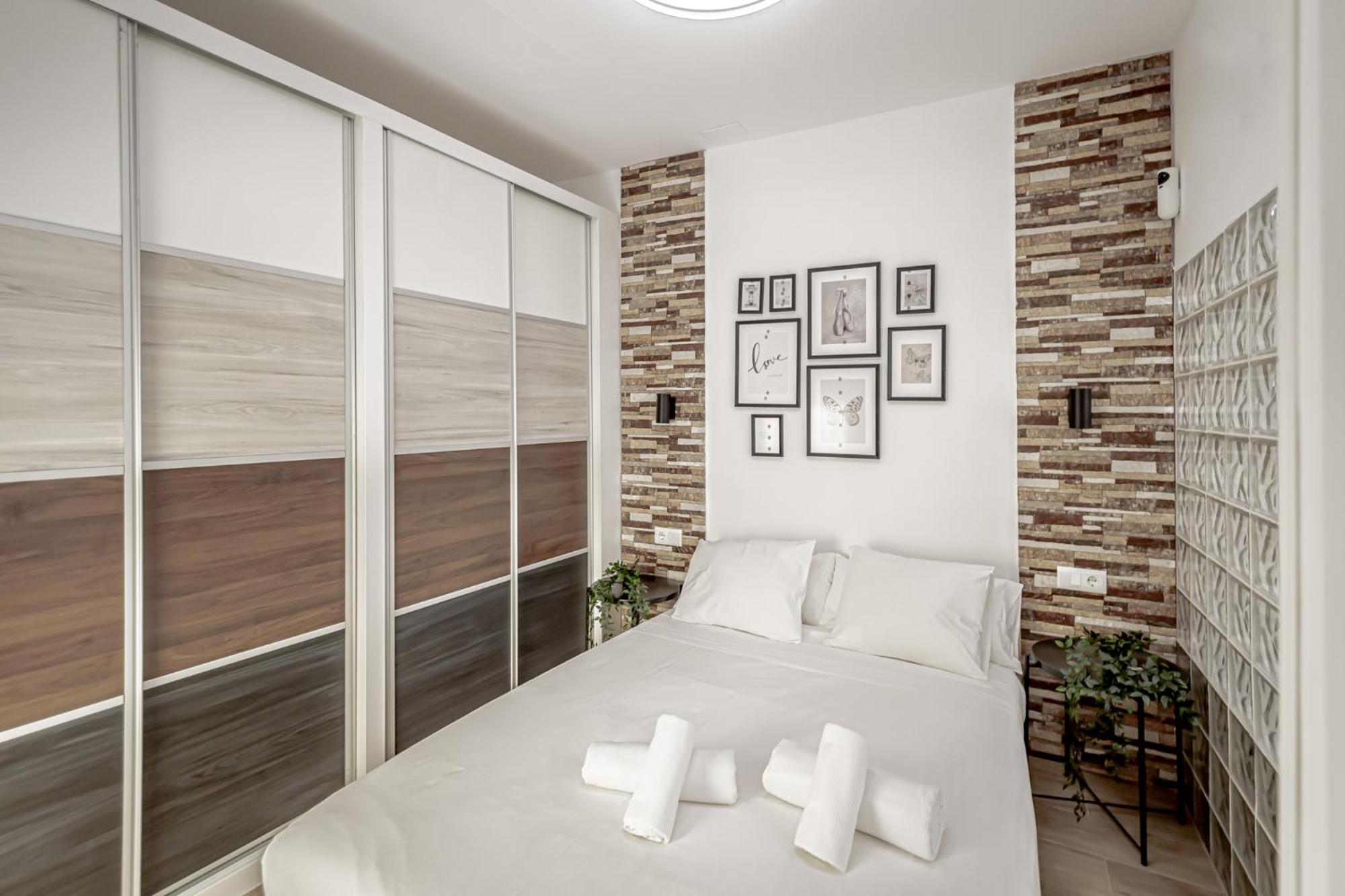 Apartamentos Franco Rodriguez Madryt Zewnętrze zdjęcie